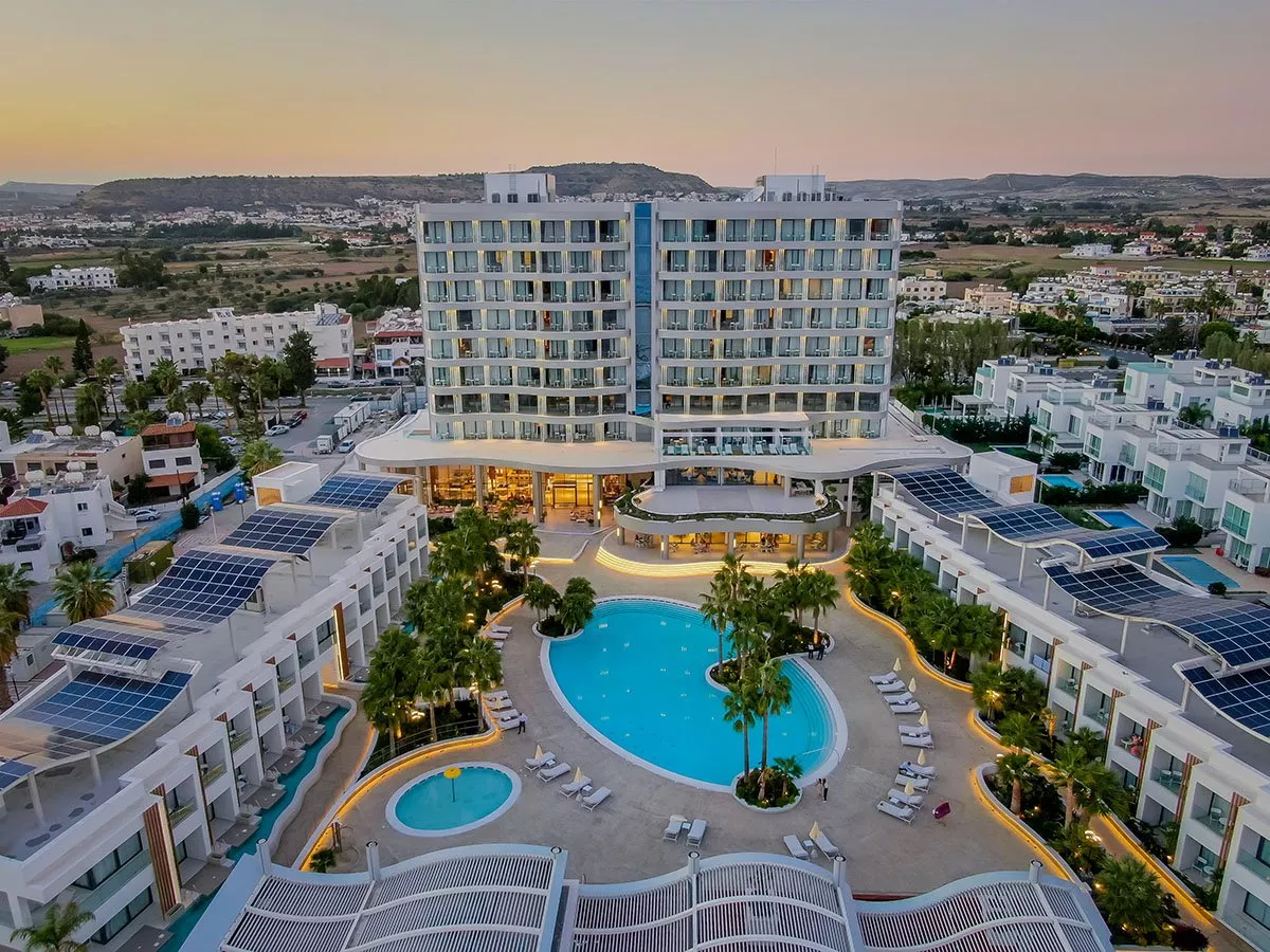 Viešbutis „Radisson Beach Resort Larnaca“ (Larnaka, Kipras)